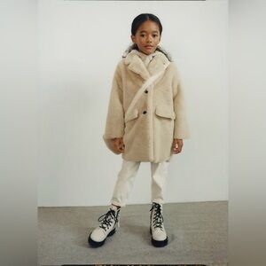 Zara double face lays fur coat, girls size 9